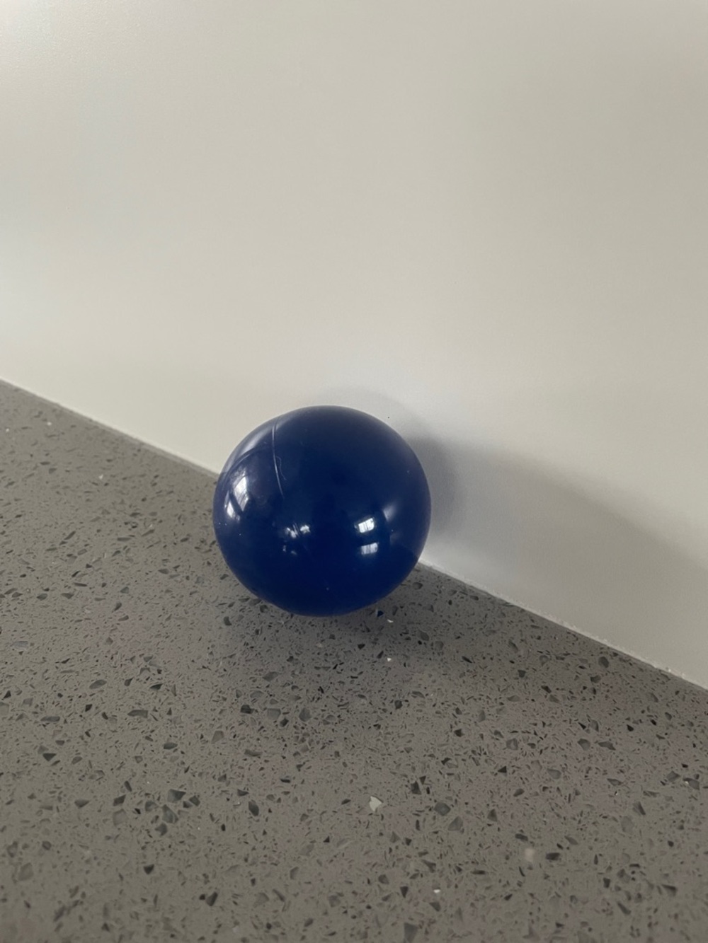 Lovevery Opposites Ball (Light)